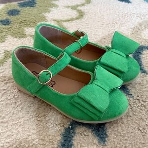 Pipperdoodles Green Kids Shoes with Bow